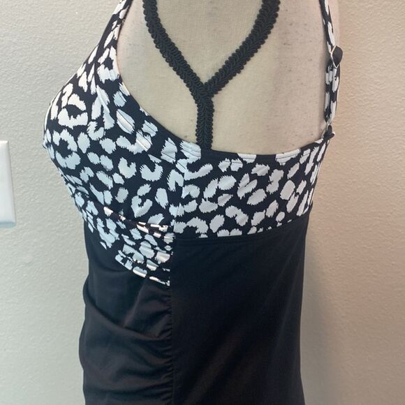 Lands’ End Black White Tankini Swimsuit Size 4P - Picture 7 of 13